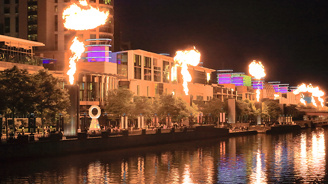 メルボルン｜リバーサイドの「クラウン・エンターテインメント・コンプレックス