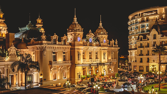 モナコ旧市街｜王宮と大聖堂