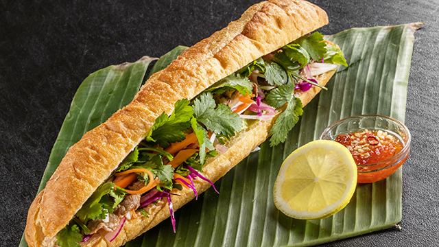 香ばしさが魅力「バインミー」