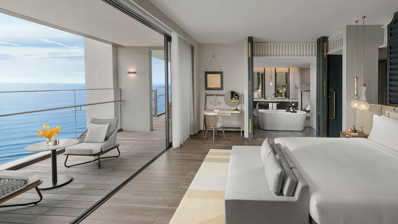 Hoiana-Hotel-&-Suites